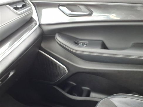 Certified 2022 Jeep Grand Cherokee Altitude image 26