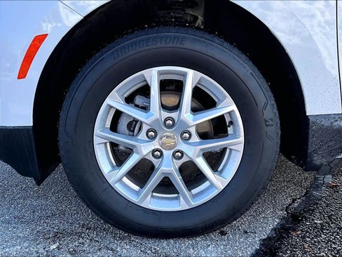 Used 2023 Chevrolet Equinox LT image 7