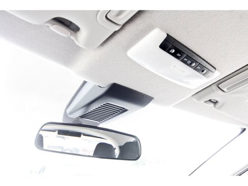 Certified 2025 Nissan Kicks Play S FWD image 22