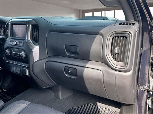 Used 2022 Chevrolet Silverado 1500 Custom Trail Boss AWD/4WD image 26