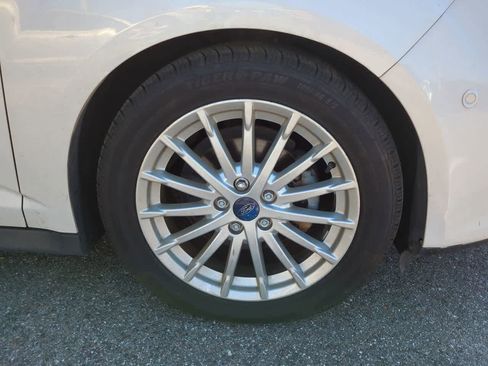 Used 2013 Ford C-MAX SEL image 8