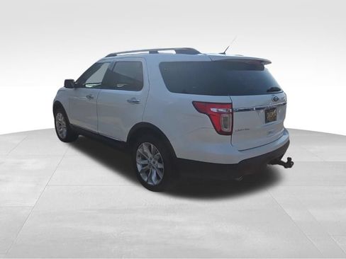 Used 2014 Ford Explorer Limited w/ Equipment Group 302A AWD/4WD image 4