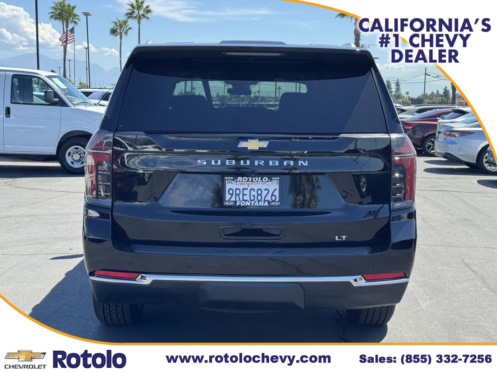 Used 2025 Chevrolet Suburban LT RWD image 5