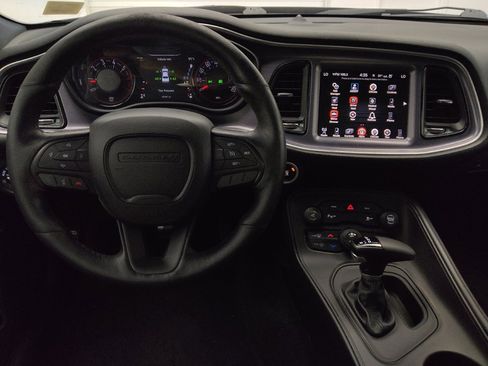 Used 2016 Dodge Challenger R/T Plus RWD image 22