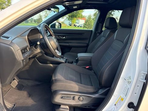 Used 2025 Honda CR-V Sport image 15