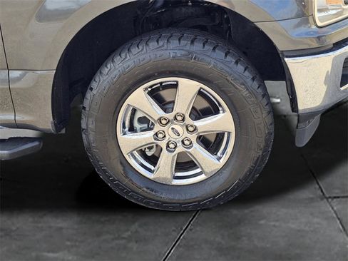 Used 2019 Ford F150 XLT w/ Equipment Group 302A Luxury image 6