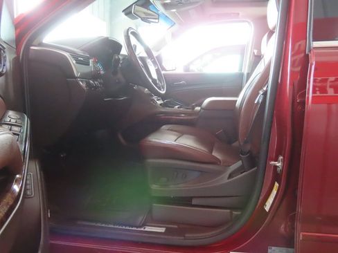 Used 2017 Chevrolet Suburban Premier w/ Max Trailering Package AWD/4WD image 21