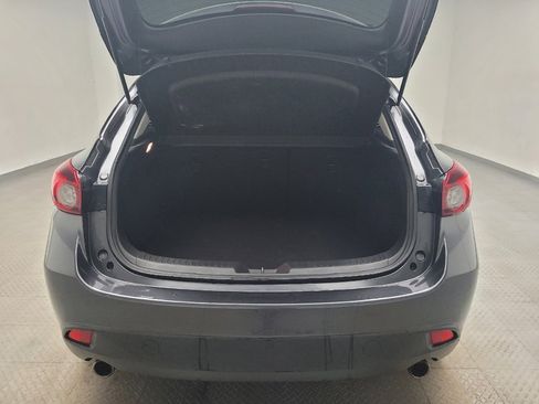 Used 2016 MAZDA MAZDA3 i Grand Touring image 29