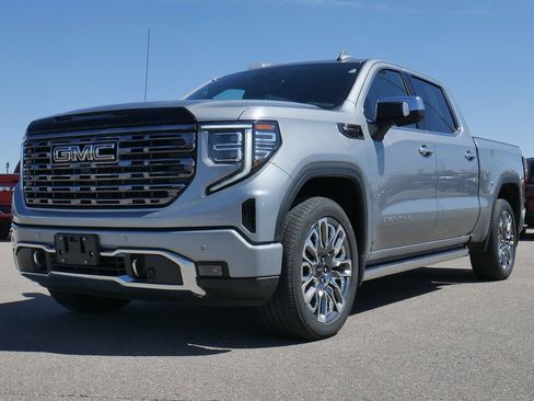 Used 2025 GMC Sierra 1500 Denali Ultimate AWD/4WD image 15