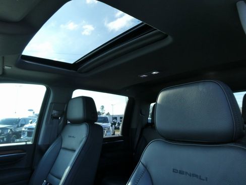 Certified 2024 GMC Sierra 2500 Denali w/ Technology Package image 24