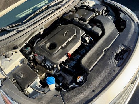 Used 2017 Hyundai Sonata SE image 27