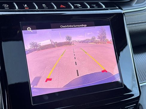 New 2025 Jeep Grand Cherokee Laredo X image 19