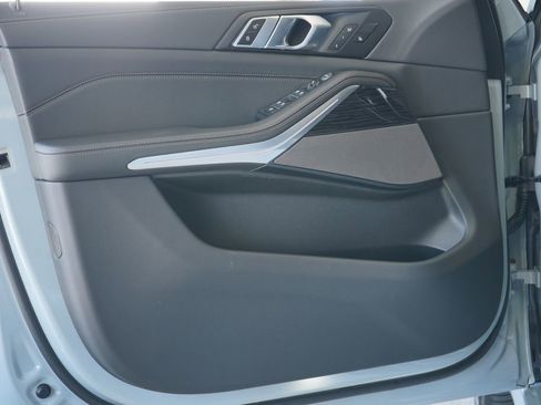 New 2026 BMW X5 sDrive40i w/ M Sport Package image 10