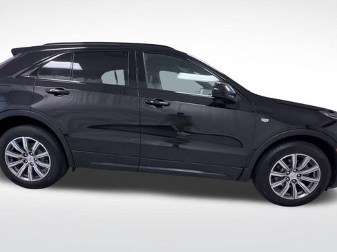 Used 2020 Cadillac XT4 Sport w/ Driver Awareness Package AWD/4WD image 9