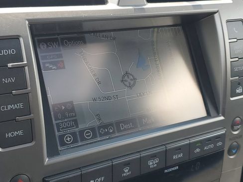 Used 2021 Lexus GX 460 Premium w/ Premium Package AWD/4WD image 31