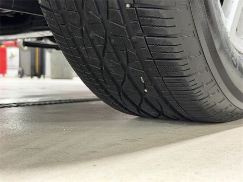 Used 2024 Toyota Tacoma SR image 13