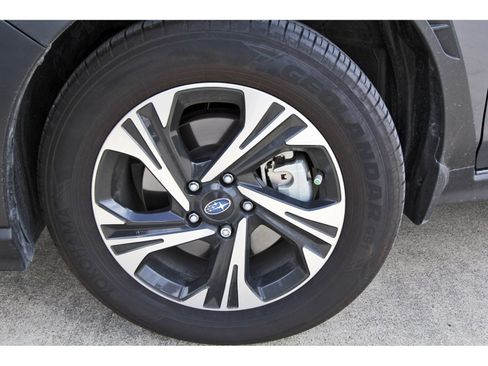 Certified 2025 Subaru Crosstrek 2.5i Premium AWD/4WD image 27