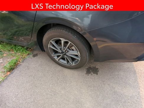 Used 2022 Kia Forte LXS w/ LXS Technology Package FWD image 5
