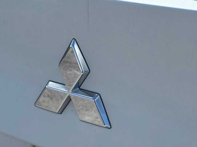 Used 2024 Mitsubishi Outlander SEL FWD image 24