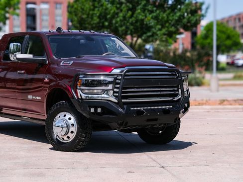 Used 2021 RAM 3500 Limited AWD/4WD image 3