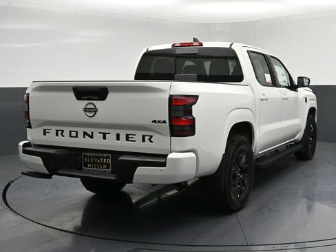 New 2026 Nissan Frontier SV image 4