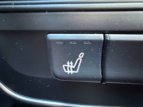 Used 2016 Mercedes-Benz CLA 250 CLA250 image 23