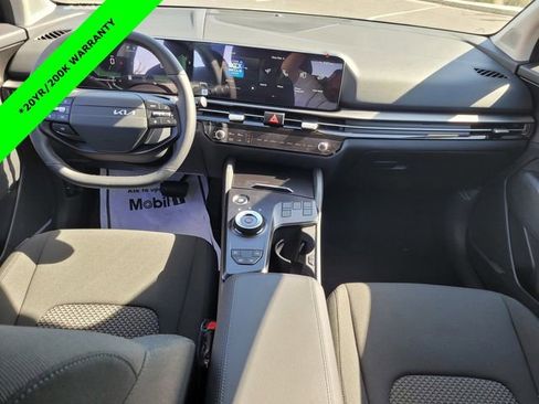 New 2026 Kia Sportage LX image 7