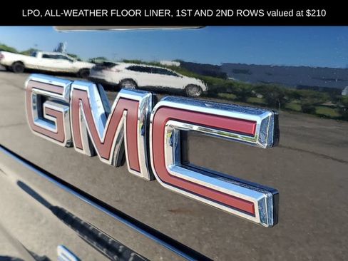 Used 2021 GMC Sierra 1500 SLT w/ SLT Premium Package AWD/4WD image 10