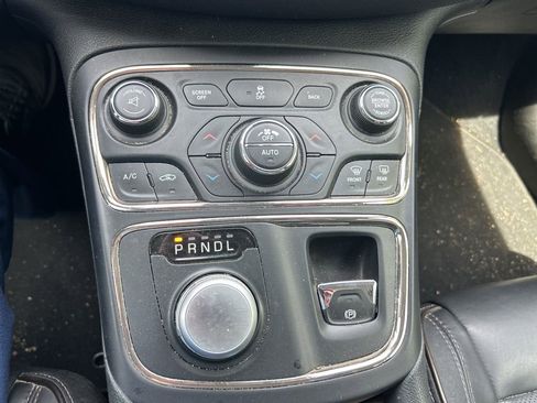 Used 2015 Chrysler 200 C w/ Navigation & Sound Group I image 18
