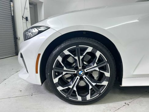 Used 2025 BMW 330i xDrive Sedan w/ Convenience Package image 19