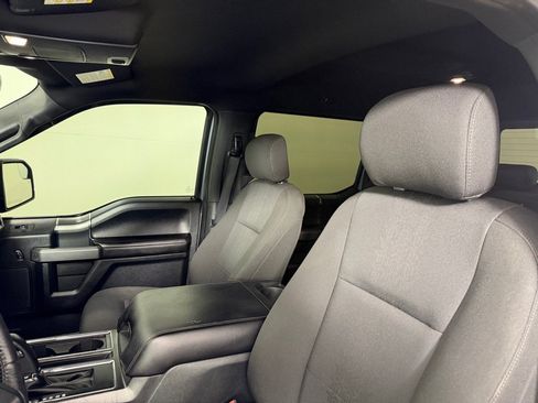 Used 2019 Ford F150 XLT w/ Equipment Group 302A Luxury AWD/4WD image 11