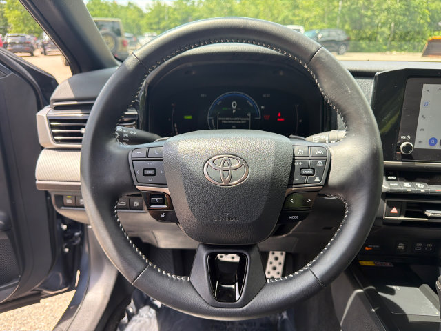 Used 2026 Toyota Camry SE w/ Convenience Package FWD image 29
