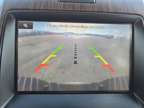 Used 2013 Ford F150 Lariat w/ Mid Equipment Group image 7