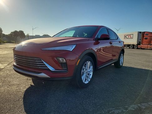 New 2026 Buick Envista Preferred image 2