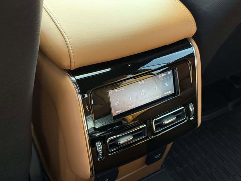 Used 2023 Lincoln Aviator Black Label w/ Dynamic Handling Package image 20