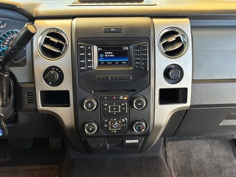 Used 2014 Ford F150 XLT w/ XLT Chrome Package image 16