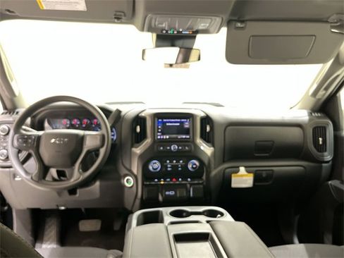 New 2026 Chevrolet Silverado 1500 Custom Trail Boss w/ LPO, Dark Essentials Package image 18