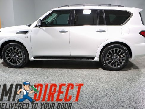 Used 2022 Nissan Armada Platinum w/ Captain's Chairs Package image 10