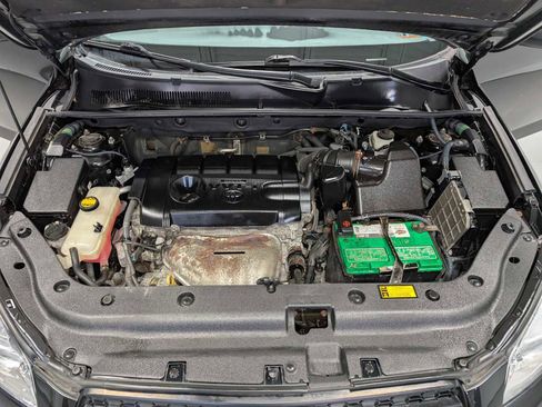 Used 2012 Toyota RAV4 4WD w/ Upgrade Value Pkg image 13