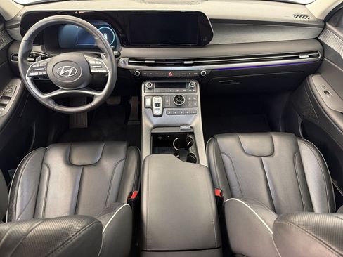Used 2024 Hyundai Palisade Limited AWD/4WD image 16