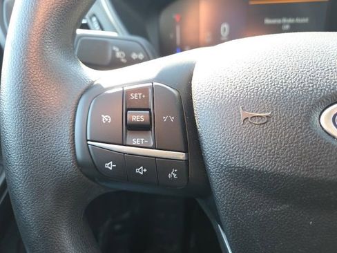 Certified 2025 Ford Escape Active image 40