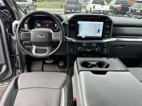 Used 2021 Ford F150 Lariat w/ FX4 Off-Road Package image 12