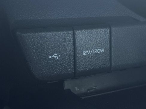 Used 2021 Toyota Camry SE w/ Cold Weather Package FWD image 30