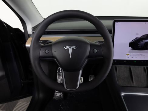 Used 2022 Tesla Model Y Performance AWD/4WD image 30