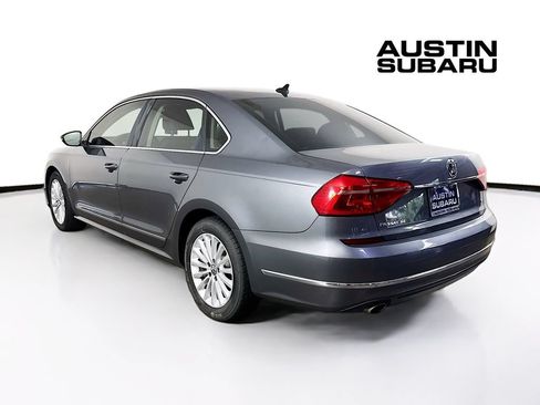 Used 2016 Volkswagen Passat 1.8T SE FWD image 5