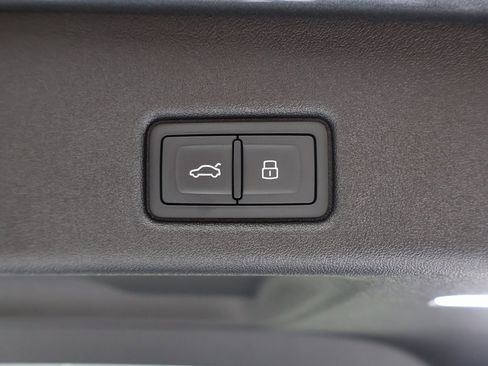 New 2025 Audi Q5 Premium Plus image 16