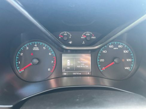Used 2015 Chevrolet Colorado LT RWD image 16