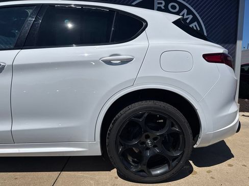 Used 2023 Alfa Romeo Stelvio Estrema AWD/4WD image 14