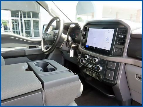 Used 2025 Ford F150 XLT w/ Equipment Group 301A Standard AWD/4WD image 9