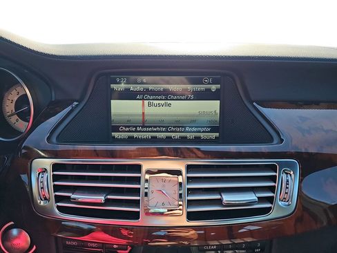 Used 2014 Mercedes-Benz CLS 550 4MATIC image 21